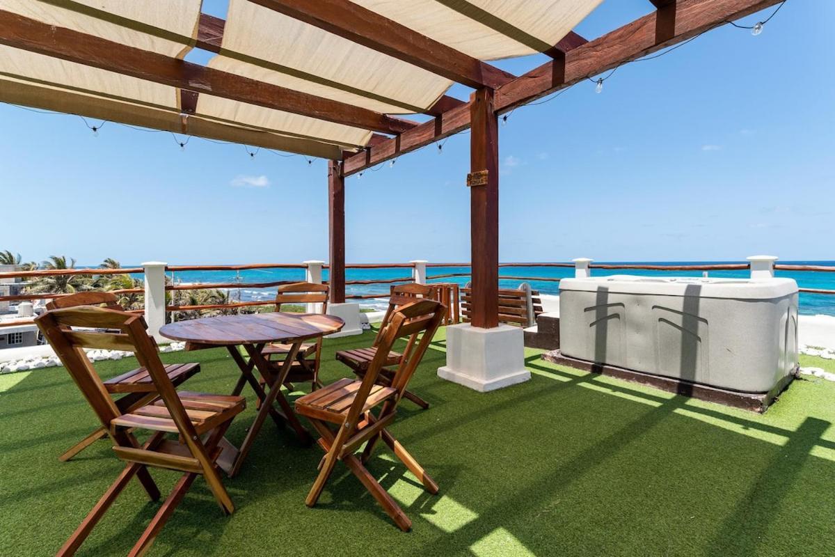 Villa With Ocean View, Pool, Restaurant And Rooftop อิสลามูเฮเรส ภายนอก รูปภาพ