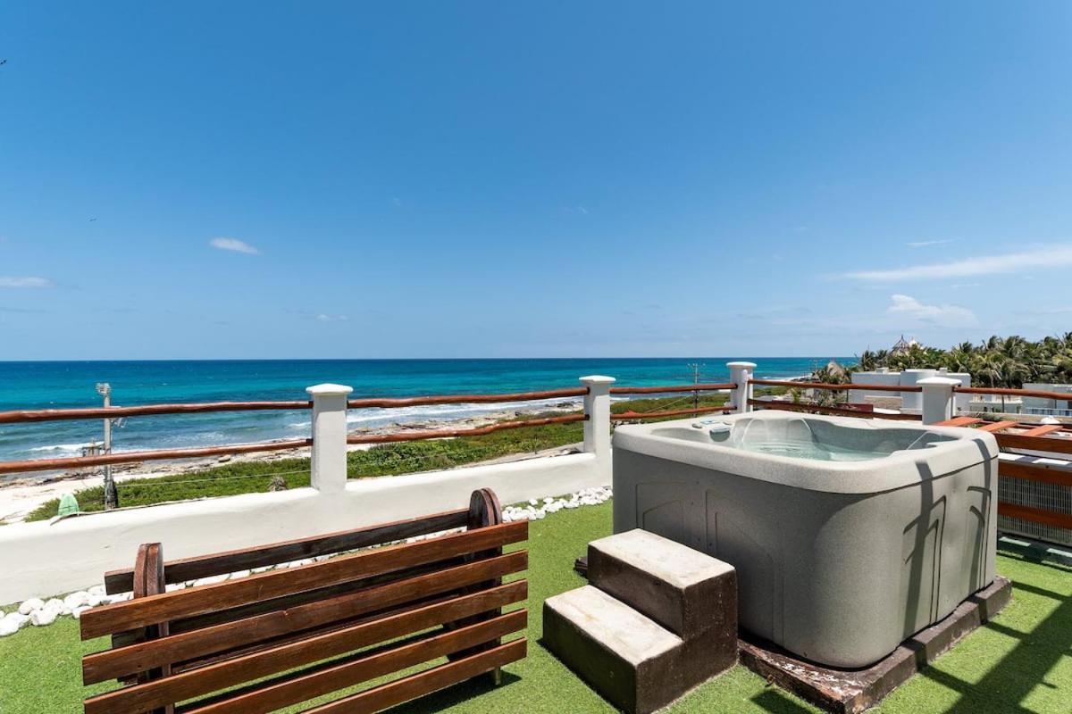 Villa With Ocean View, Pool, Restaurant And Rooftop อิสลามูเฮเรส ภายนอก รูปภาพ
