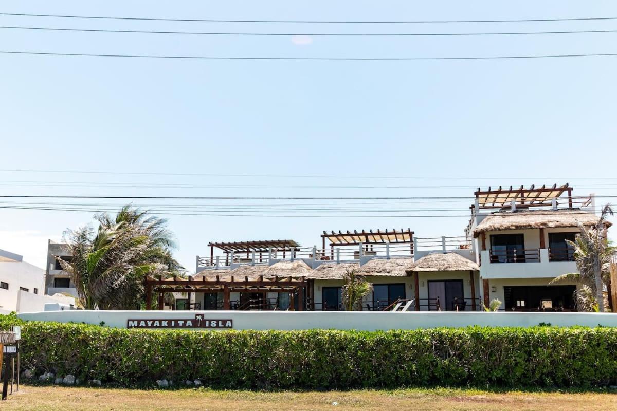 Villa With Ocean View, Pool, Restaurant And Rooftop อิสลามูเฮเรส ภายนอก รูปภาพ